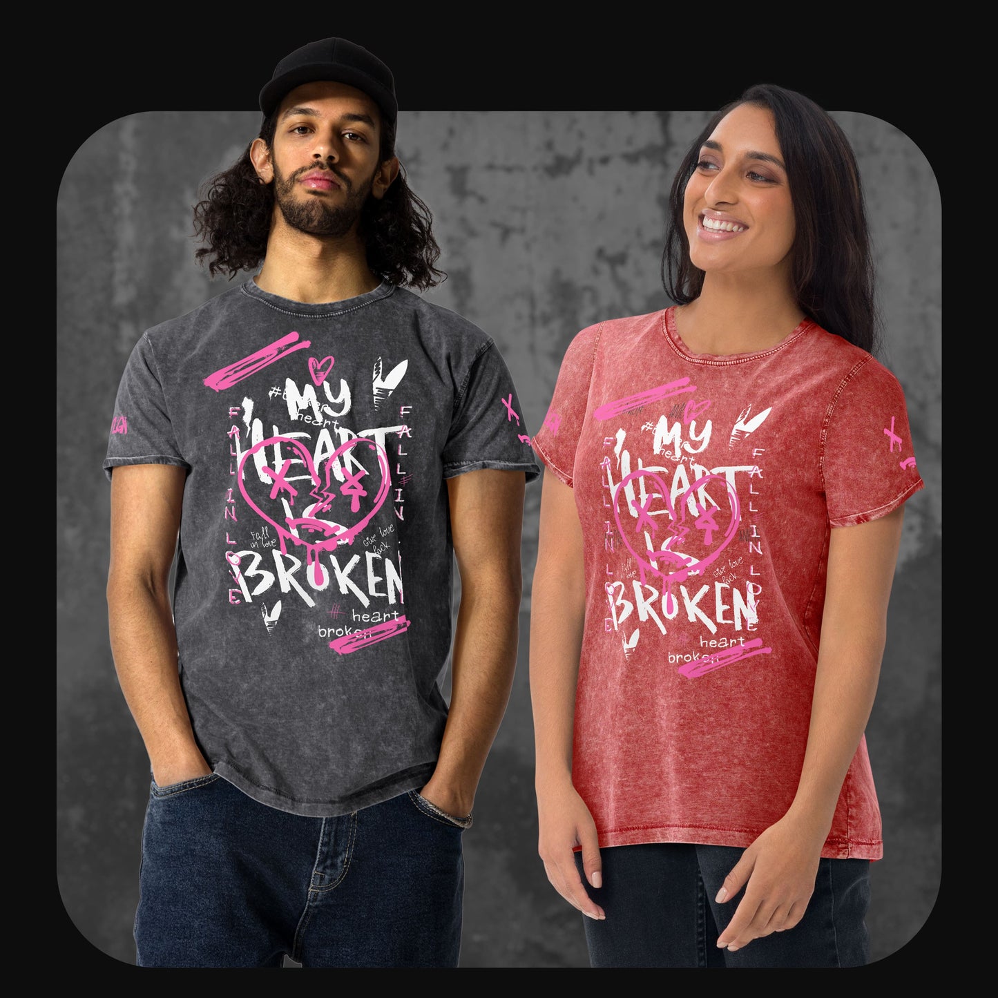 Zwei Models tragen das RodneyLogan Denim-T-Shirt “My Heart is Broken” in Schwarz und Rot; auffälliger Herzprint mit Graffiti-Elementen und Statement-Schriftzug.