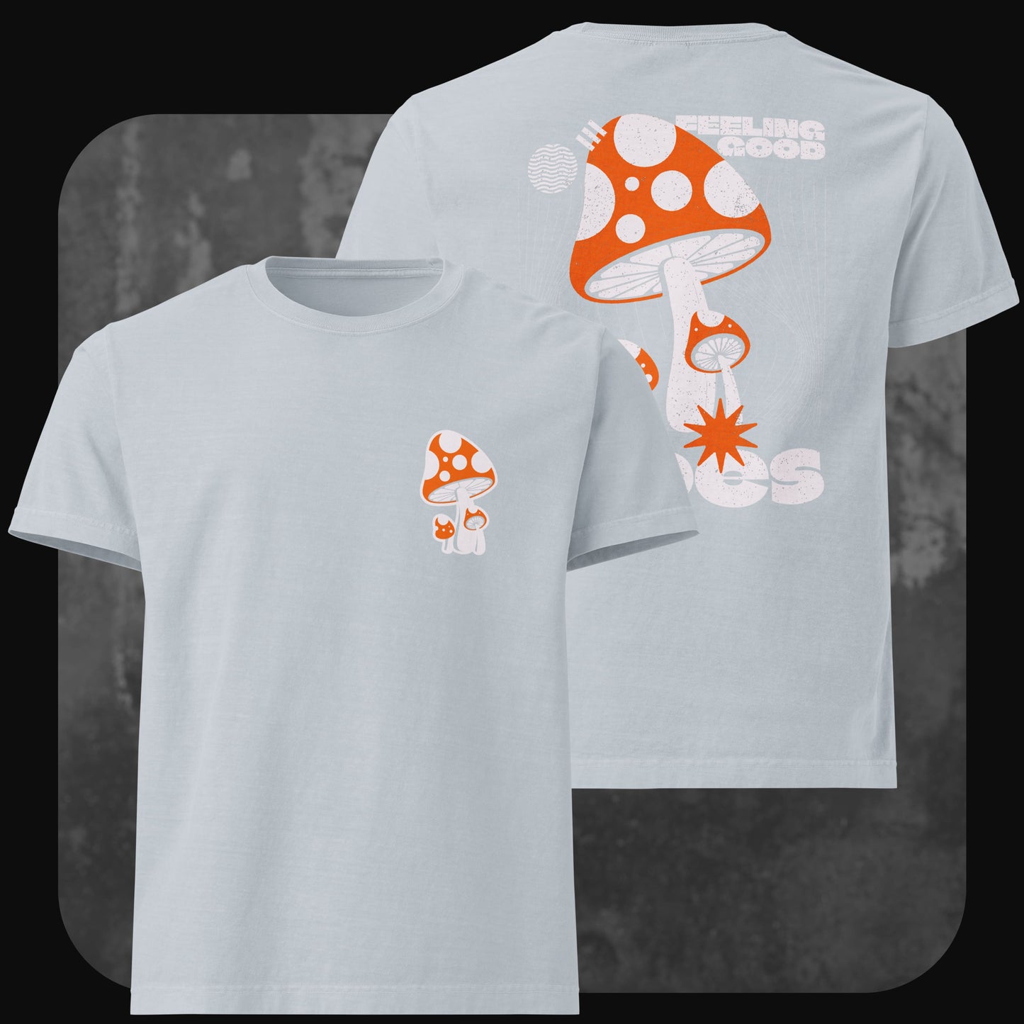 Hellgraues T-Shirt mit kleinem roten Fliegenpilz vorne. Auf der Rückseite großer Fliegenpilz mit Text „Feeling Good Vibes“.