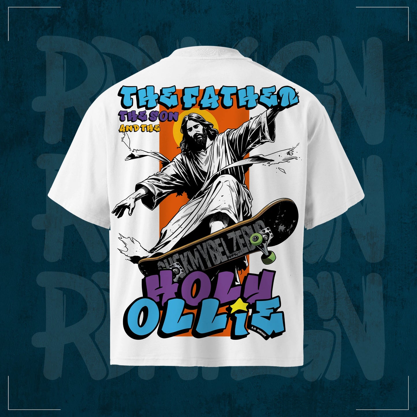 Weißes RodneyLogan Oversized T-Shirt „Holy Ollie“ mit großem Rückenprint eines Skateboard fahrenden Jesus im Comic-Stil – hochwertiges Streetwear-Design aus 100 % Baumwolle.