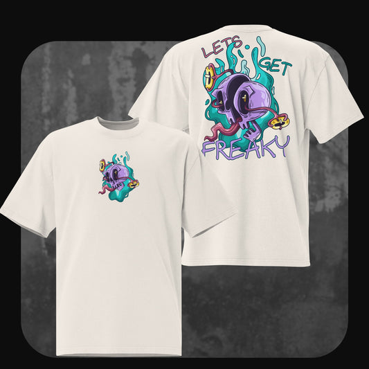  Oversized T-Shirt Freaky in Faded Bone – mit kleinem Frontprint und großem Backprint in Violett & Türkis