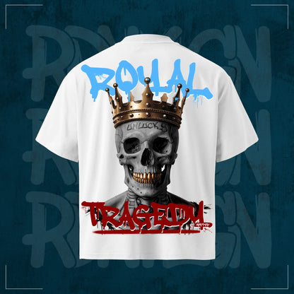 Weißes RodneyLogan Royal Tragedy Oversized T-Shirt mit großem Totenkopf-Kronen-Rückenprint auf dunkelblauem Hintergrund.